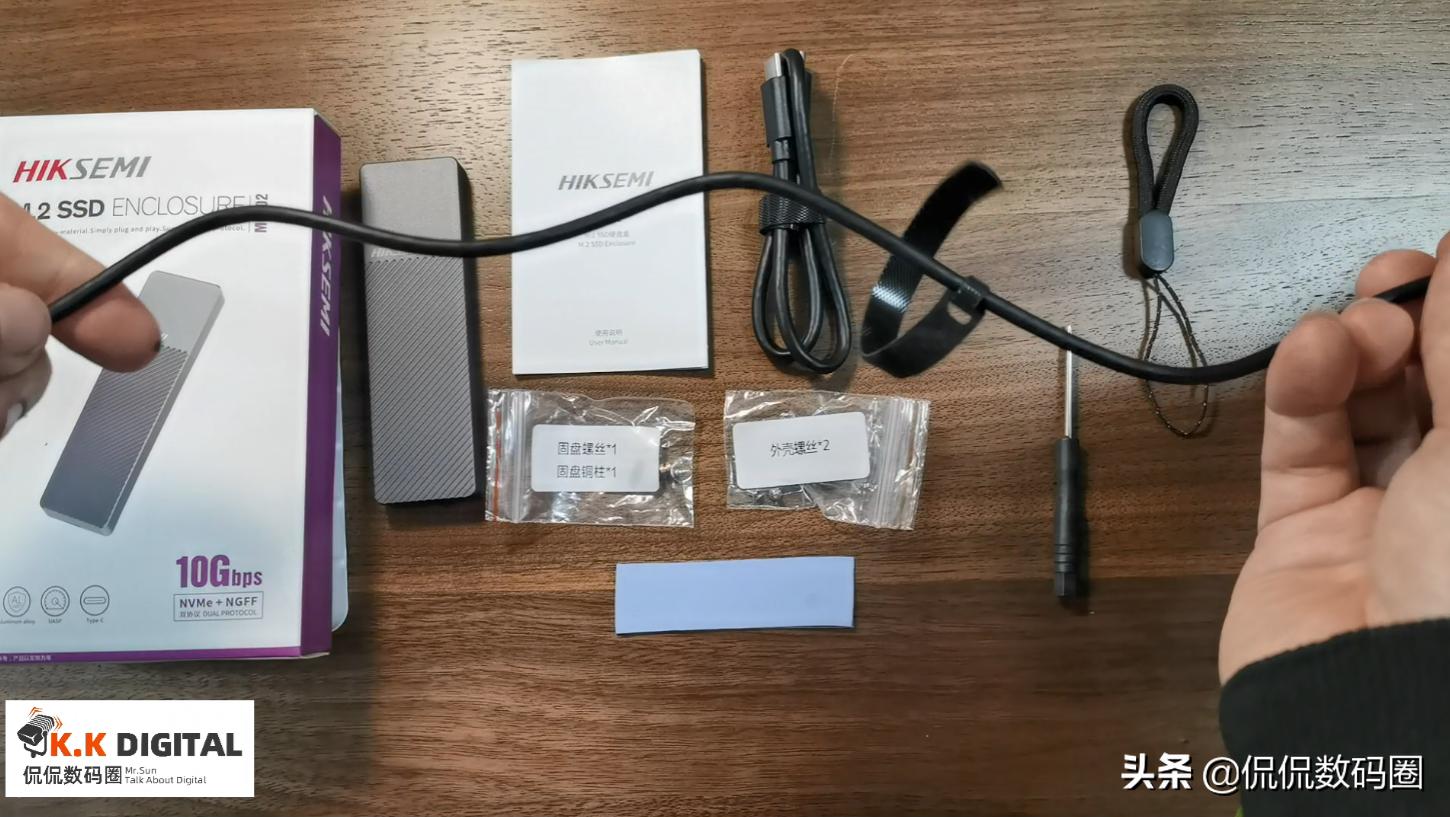 百元以下固态硬盘推荐,固态硬盘盒和成品固态哪个好