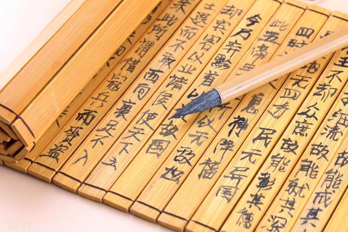 揭秘古代科举的极致作弊：清朝抄写4万字的作弊衣震撼现世！