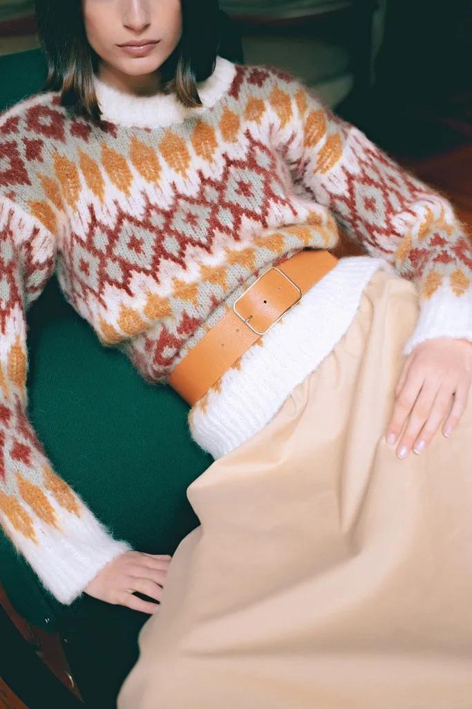 没想到!这3款“奶奶款毛衣”让姑娘们这么上头