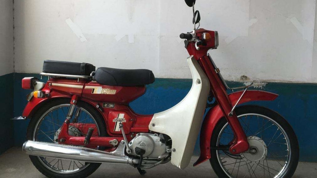 80年代的弯梁摩托车是什么样子的,弯梁摩托车八十年代