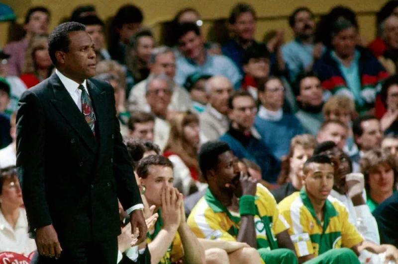 加里佩顿表现,加里佩顿恶犯