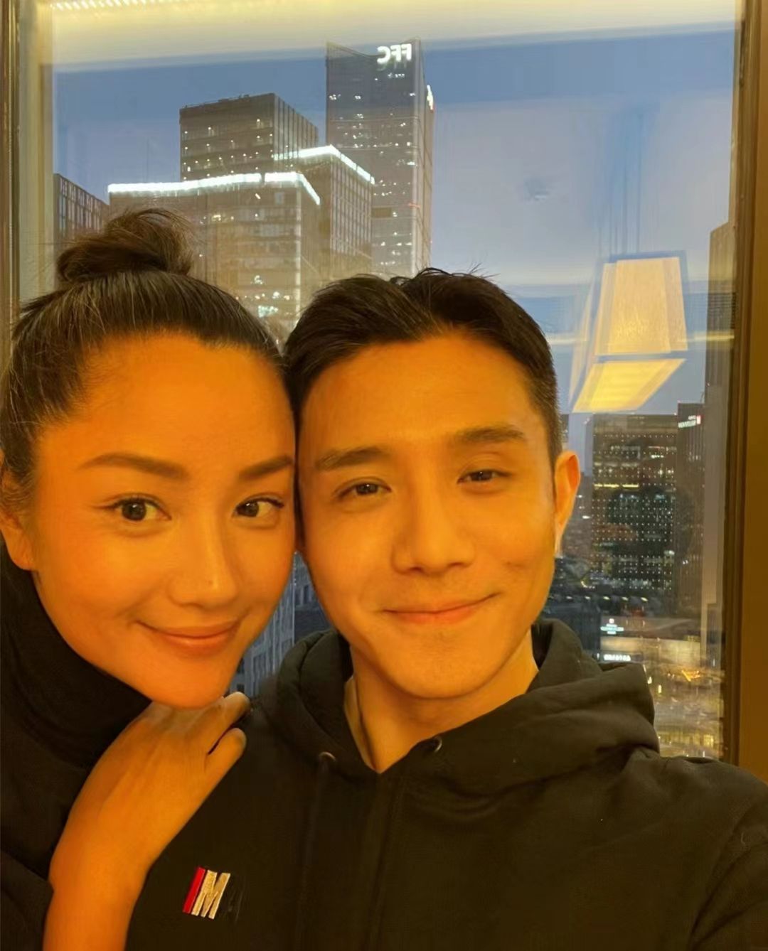 瞿颖个人资料照片,瞿颖52岁为什么还那么瘦