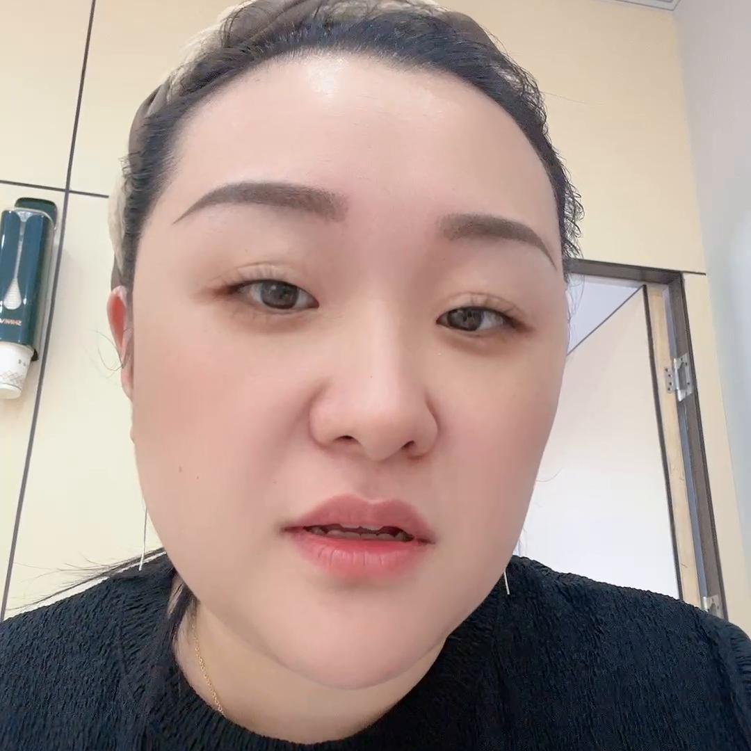 做生意哪有强买强卖,做生意讲究的是诚信并非强买强卖