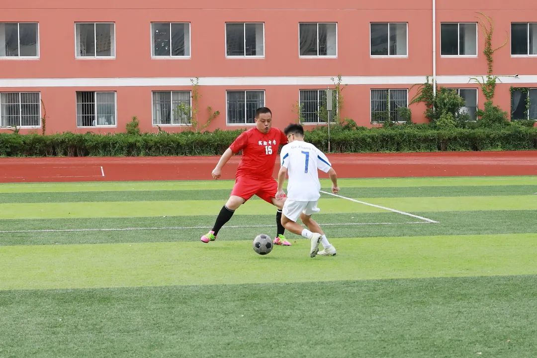 校园足球友谊赛高中,两市学校校级足球友谊赛