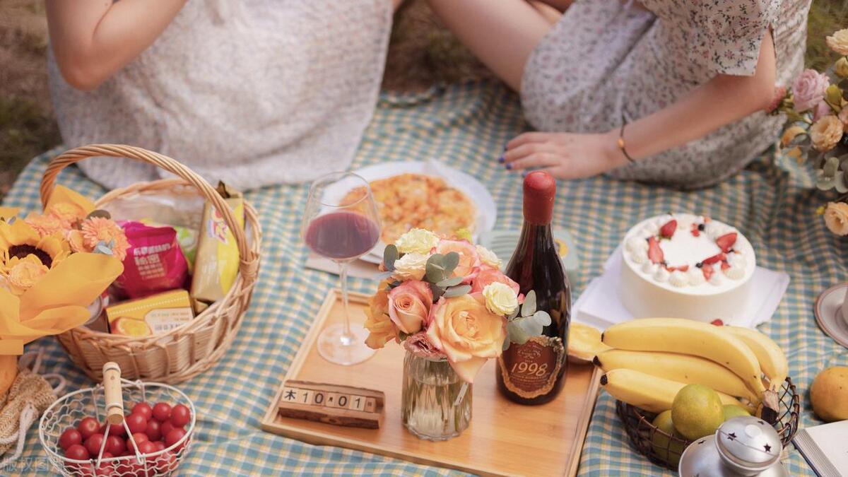 户外露营必备物品,长期野外露营必备物品清单