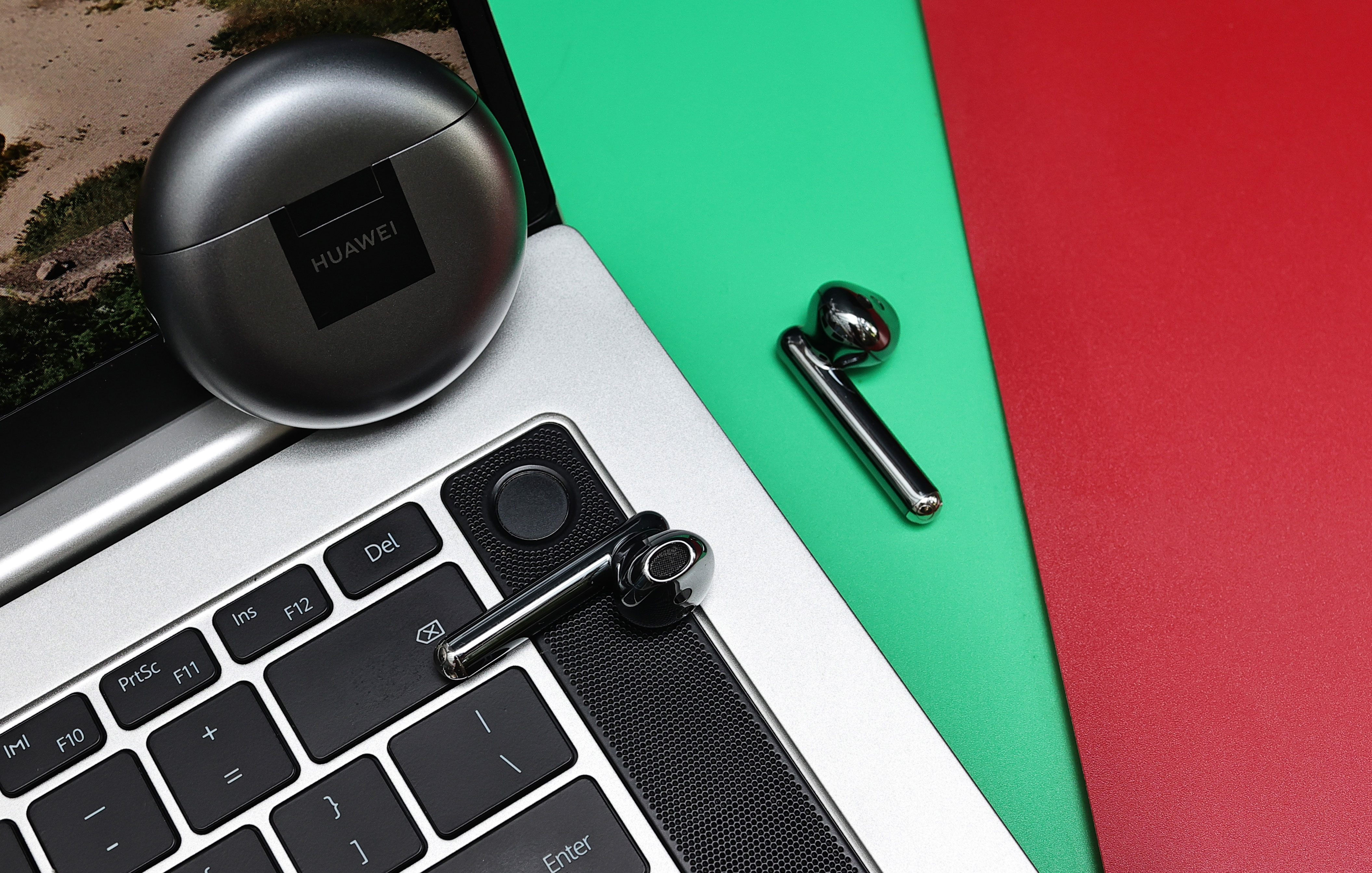 freebudspro和freebuds4i哪个好,freebuds4e和freebudspro的区别