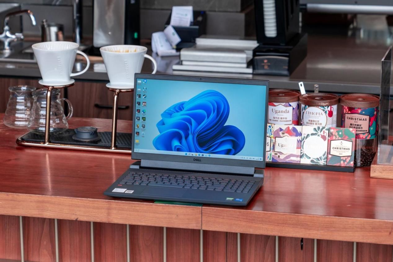 戴尔新游匣g16和g16有啥不一样,戴尔游匣g153060游戏评测