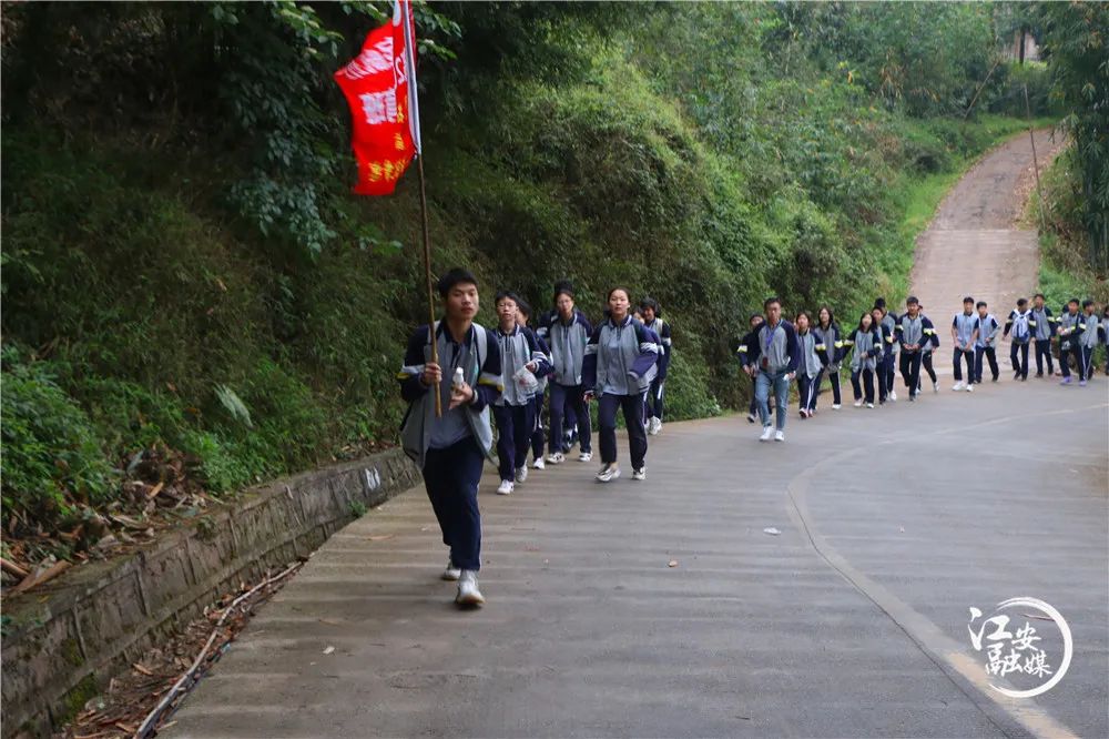 【变化·江安】做实“五育并举”孕育新时代好少年