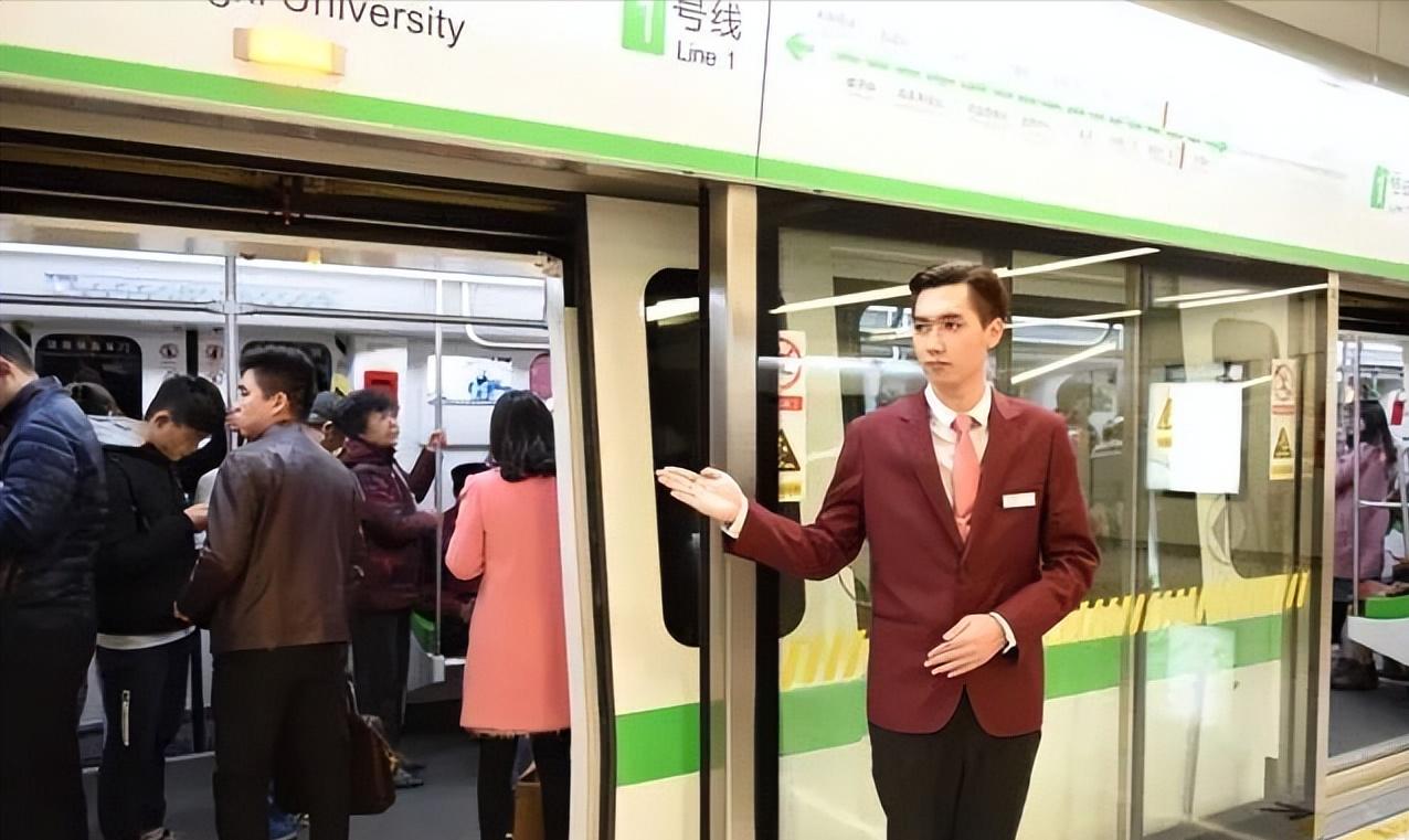 南宁十年经济变化,南宁东葛路尾巨变