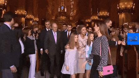 造谣儿子出轨？王室婆媳多年宫斗竟生出这么多瓜？