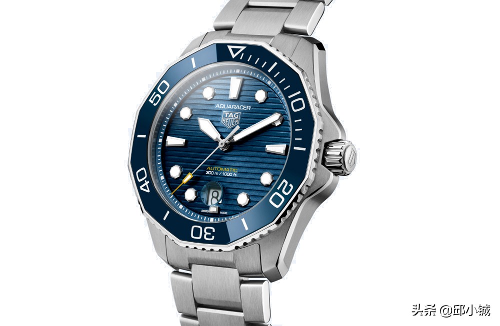 泰格豪雅和万宝龙手表哪个好,3万到5万最值得买的潜水表