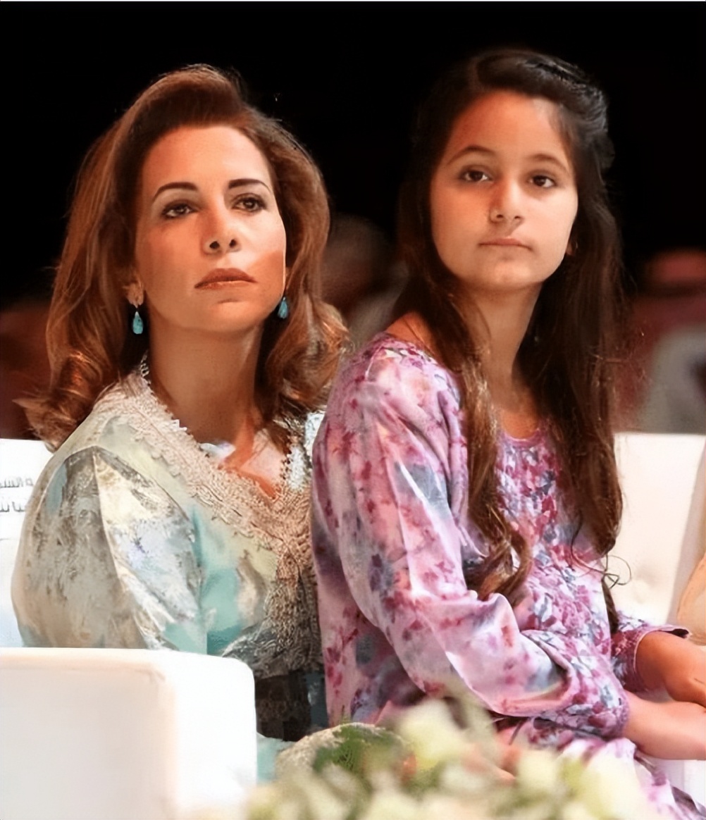 原来圣裔血统,也难逃童婚的命运啊