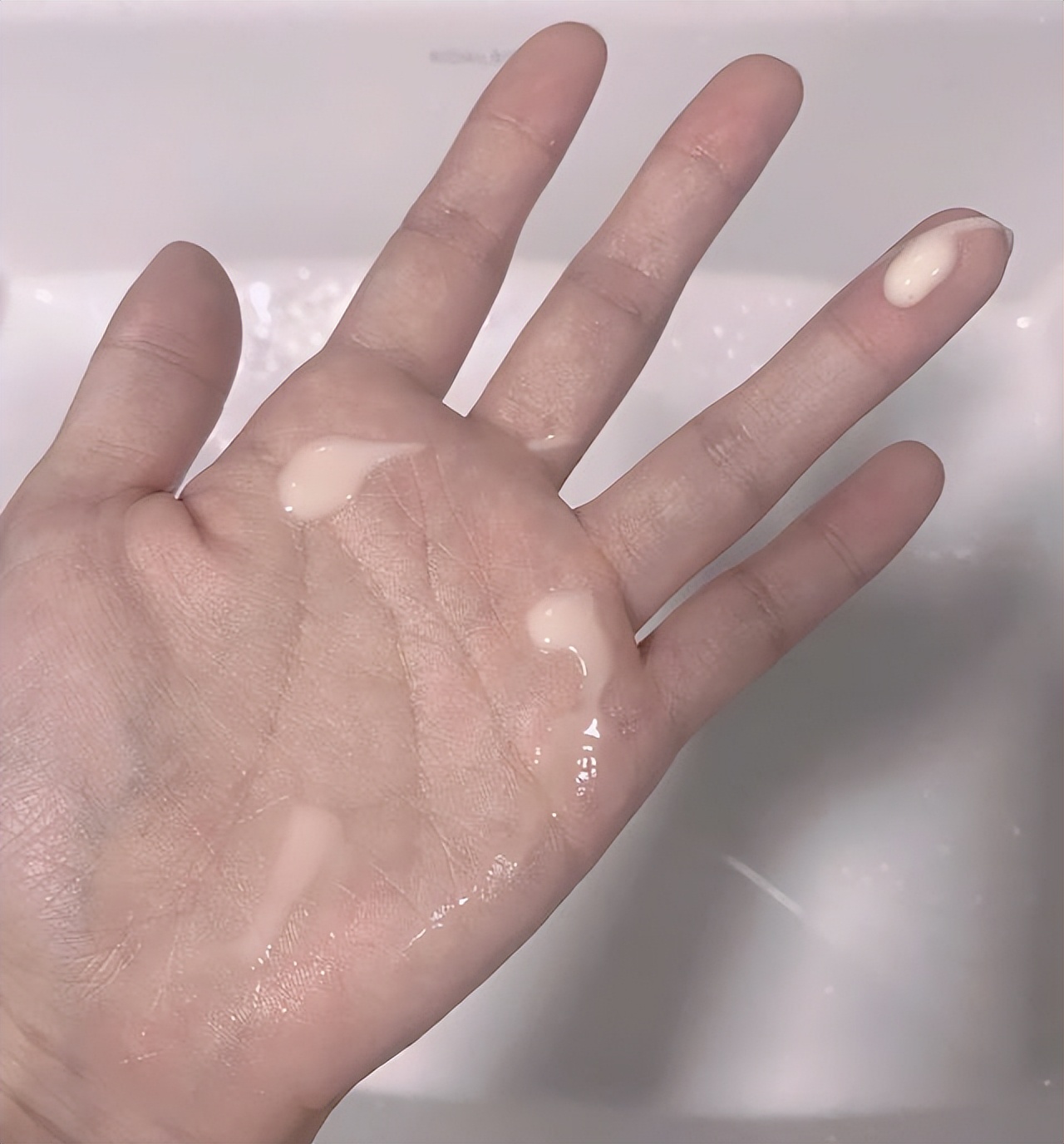 紫熨斗菲洛嘉眼霜,眼霜测评红黑榜紫熨斗