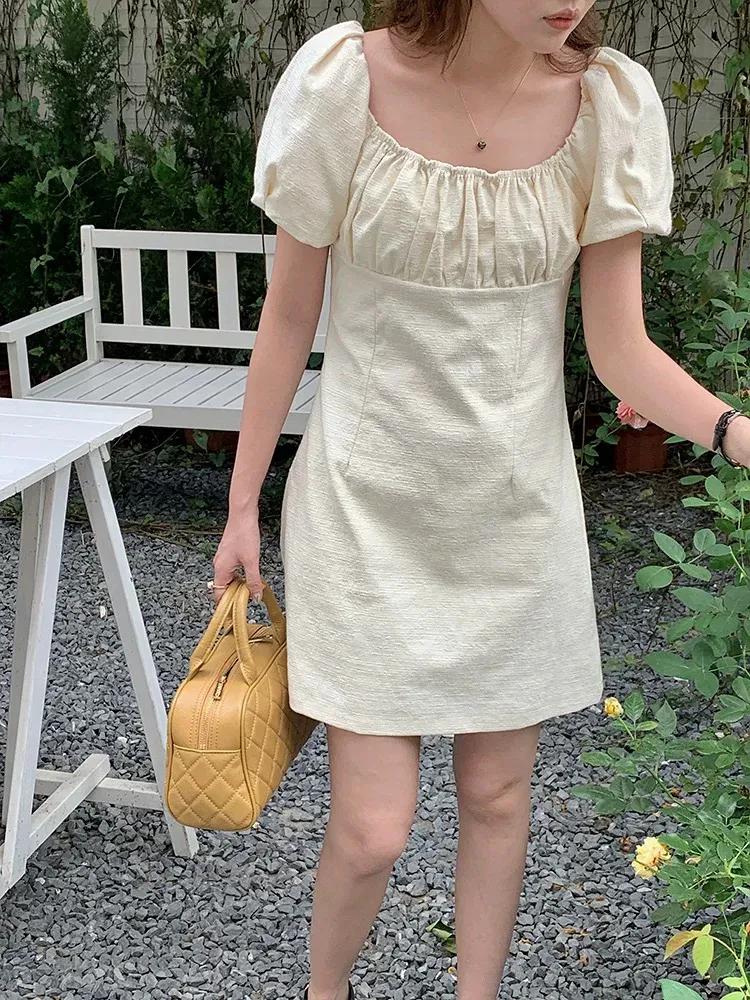 法式灯笼袖针织连衣裙秋冬高级感,灯笼袖连衣裙爆款2022新款