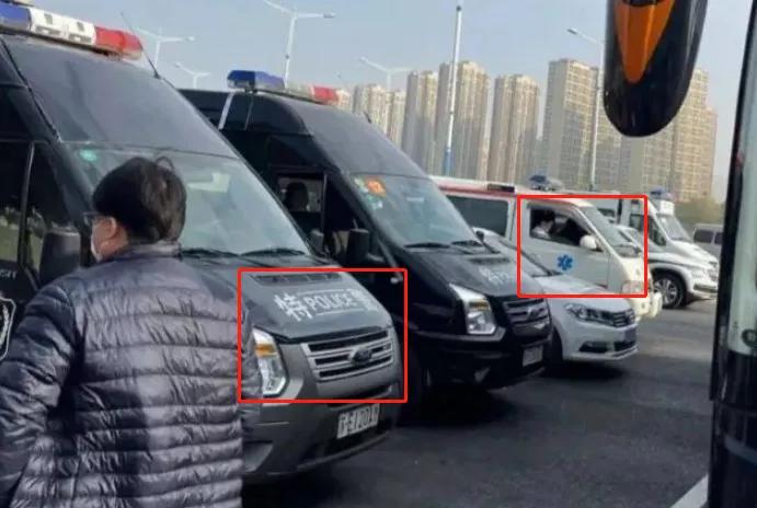 中国大陆第二家Costco开业救护车、无人机紧急出动棉被一床19万