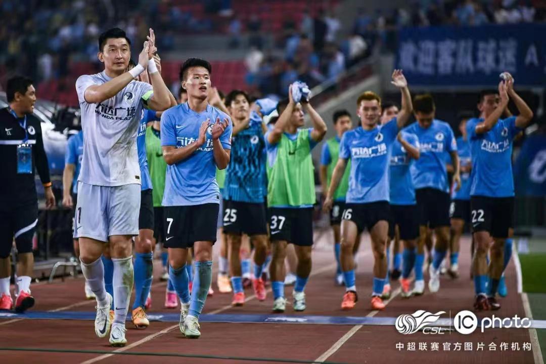 林良铭大连球迷,大连一方张翀