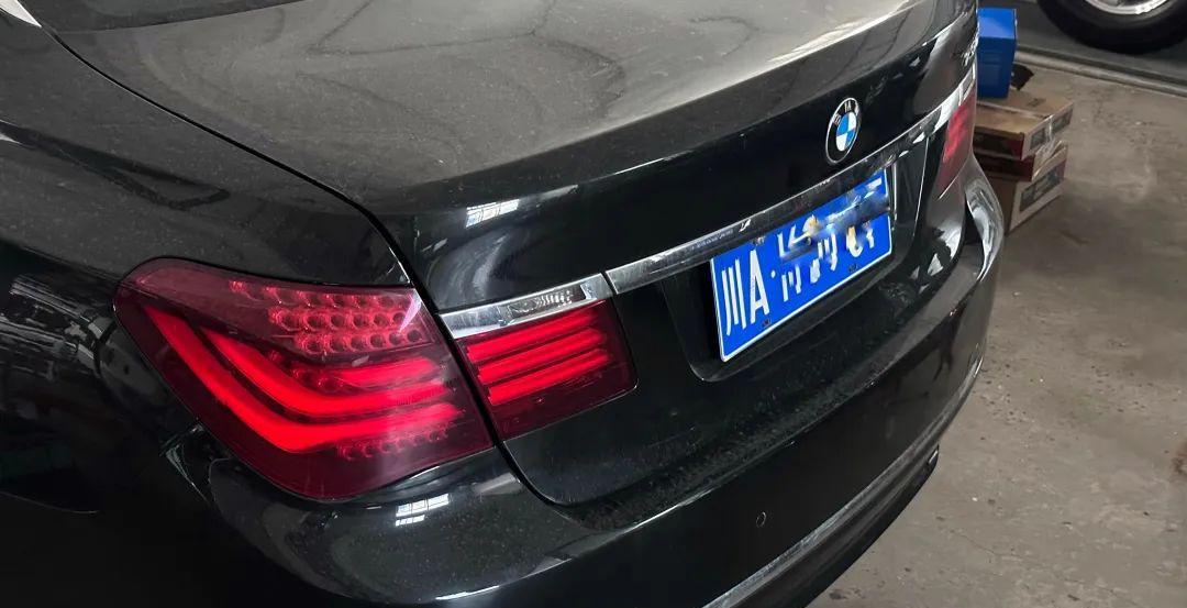 老款宝马730改新款全过程,12年40万公里宝马730翻新