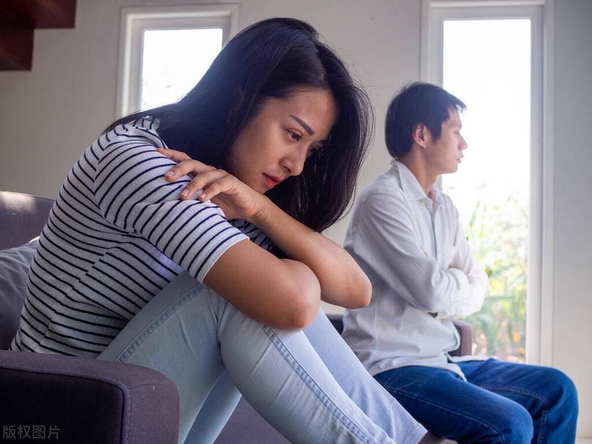 结婚纪念日老公给我买手镯,结婚纪念日老公买的礼物