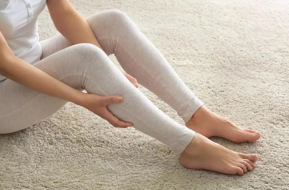 小腿肚子抽筋快速缓解方法,小腿抽筋的原理和缓解方法