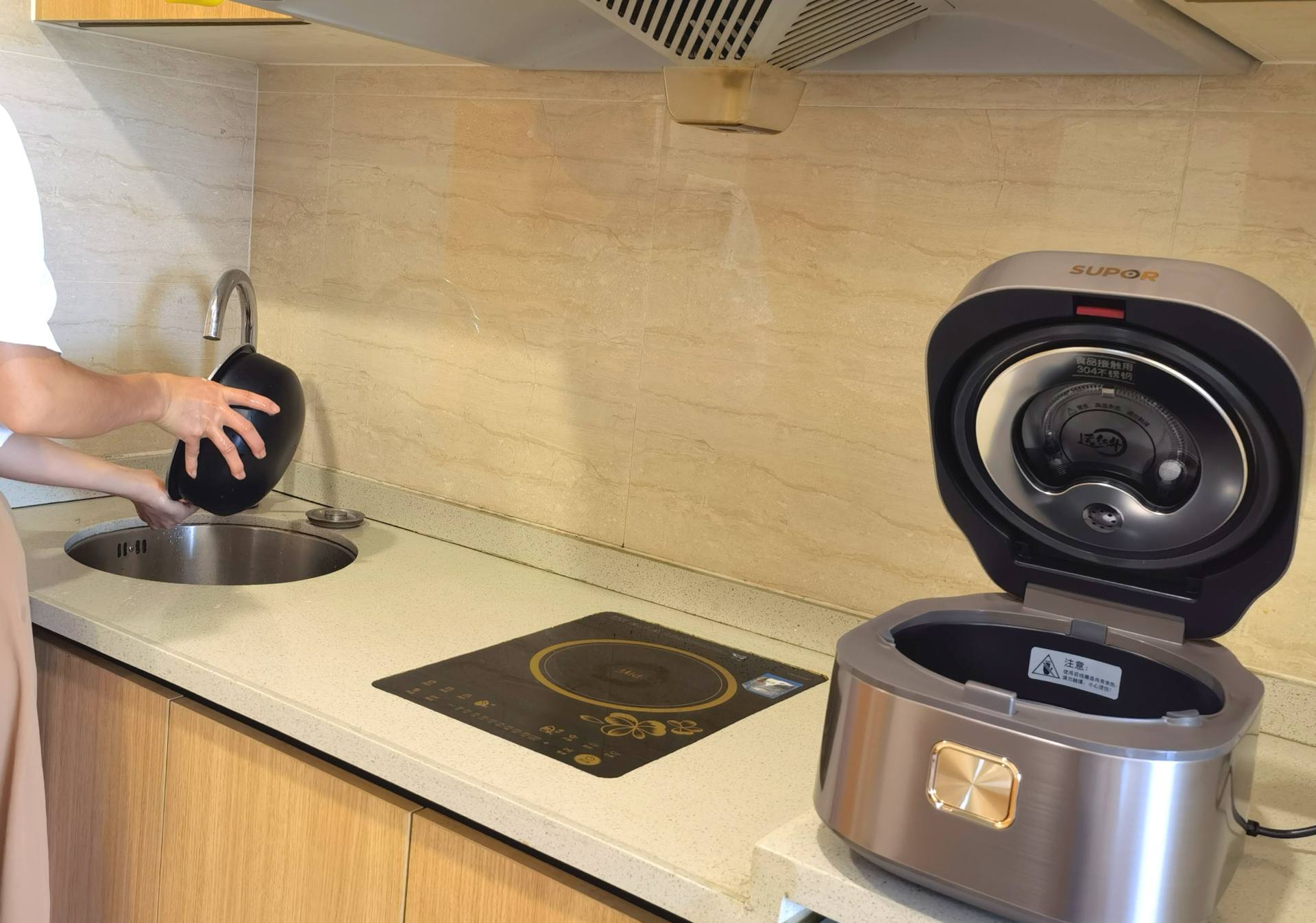 电饭煲苏泊尔性价比高,苏泊尔电饭煲如何选