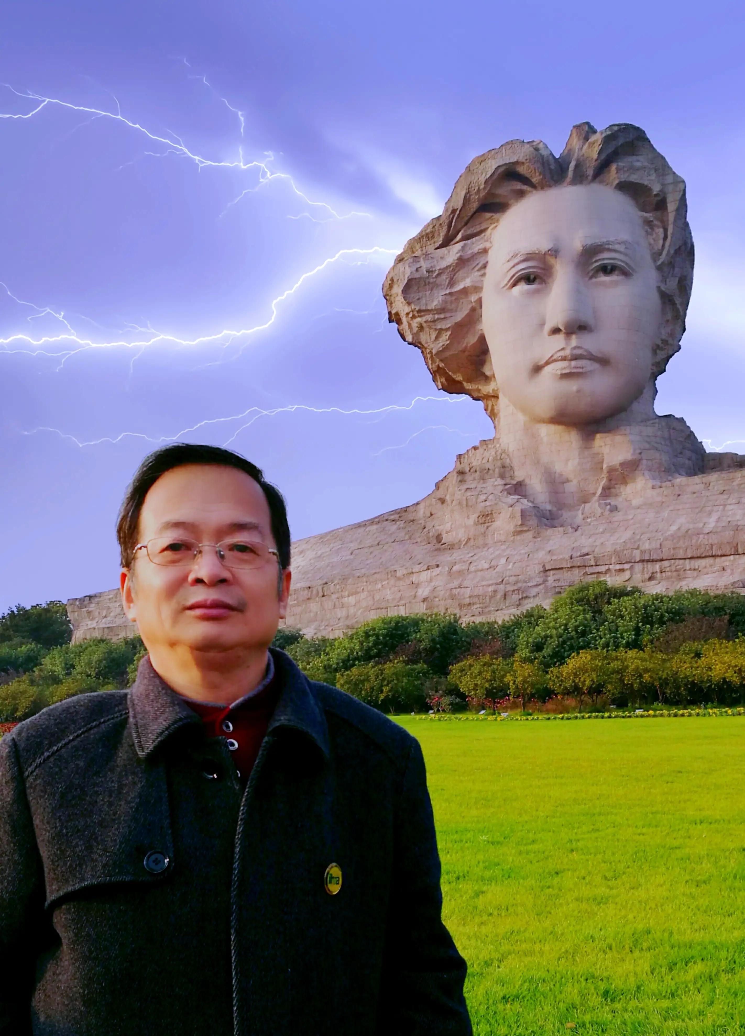 六十五岁办老年卡怎么办,老汉今年六十五完整版