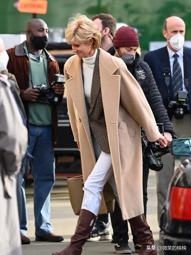 时髦和保暖兼具的樱花裤,秋冬必备小脚裤选这几款就够了