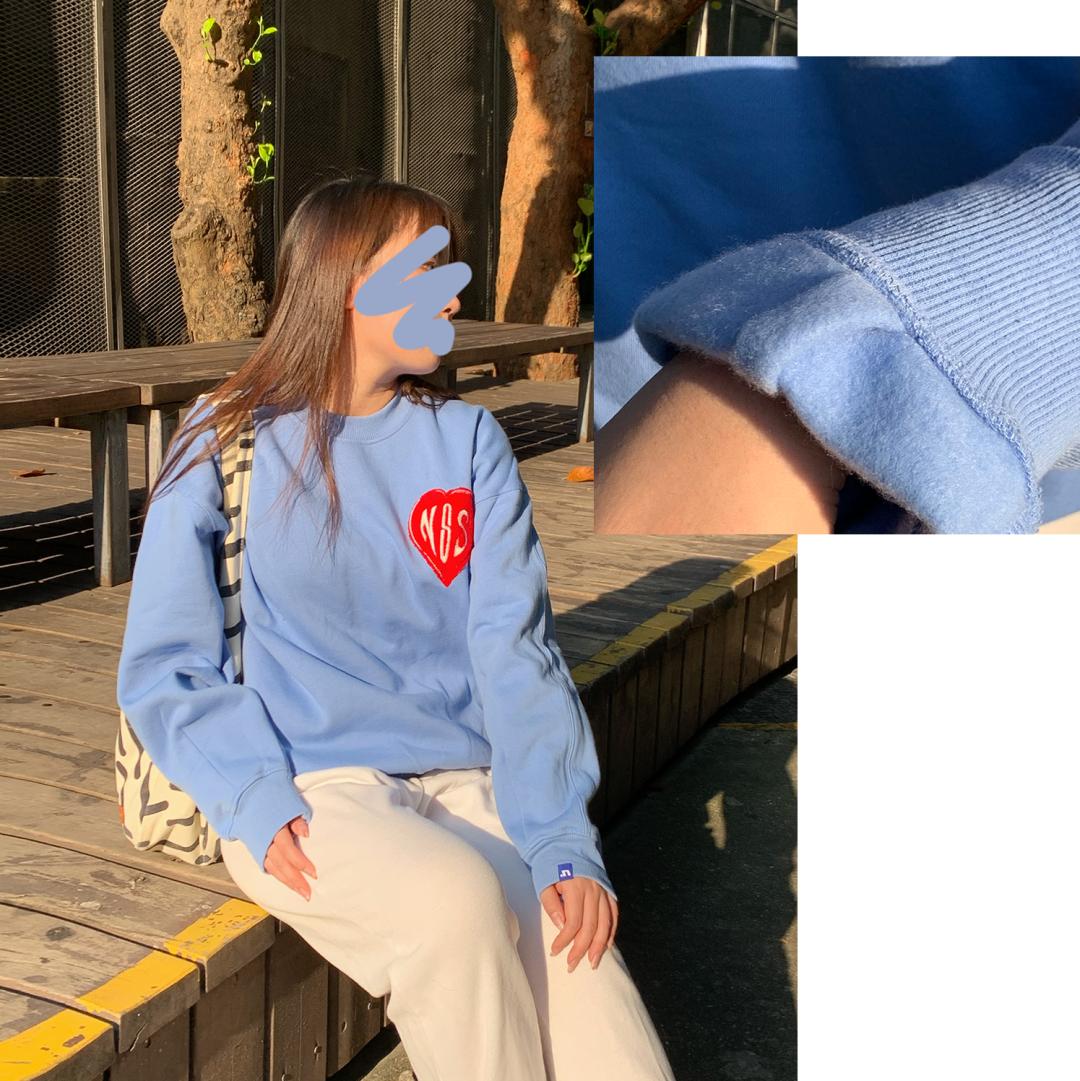 王鹤棣赵露思三亚同框同款,王鹤棣赵露思黑色衣服