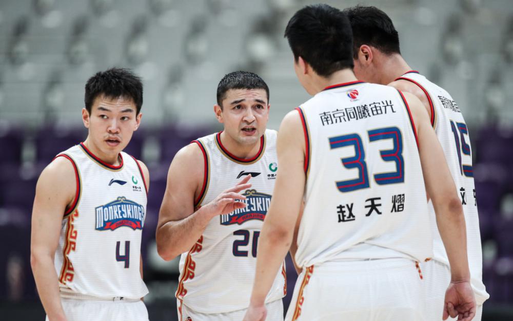 西热力江cba主教练首秀,cba网红主教练