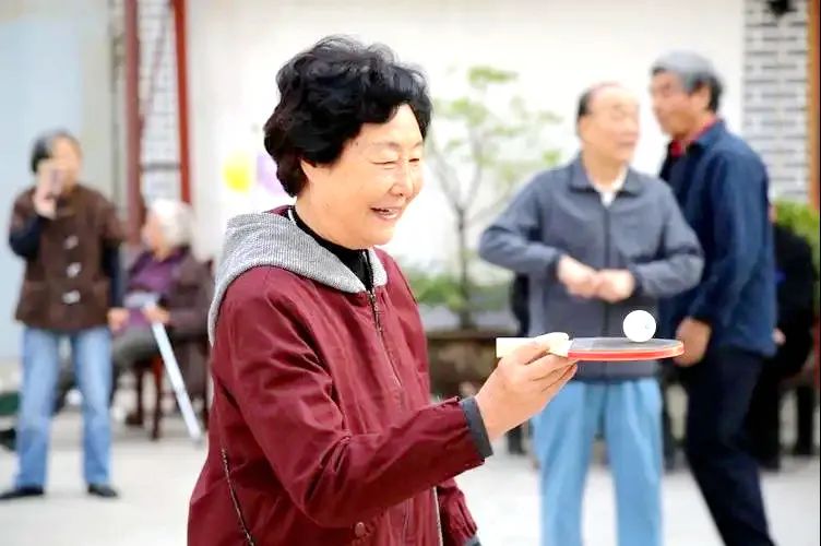 钱兔似锦大展鸿兔礼品盒,钱兔似锦大展宏兔的意思