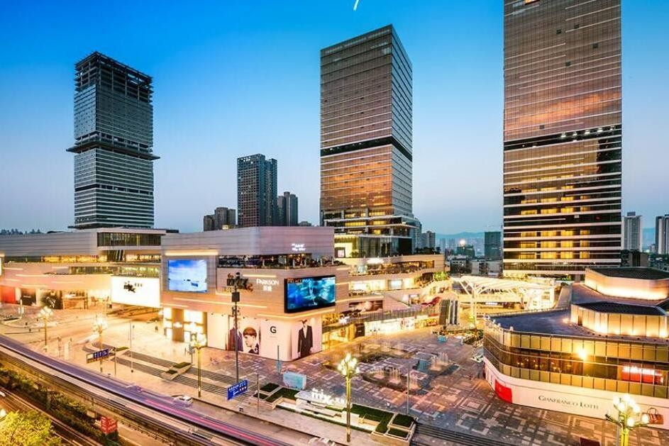 中国第一房地产巨头,绿城和保利物业哪个待遇好