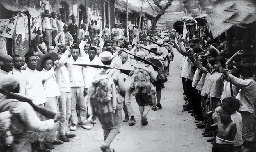 父子5人出川抗日,兄弟四人抗日仅一人活着回家