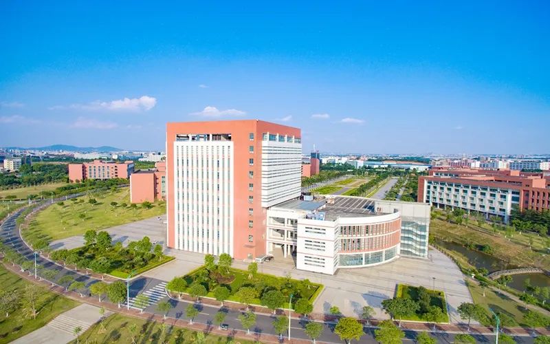 速看近百所高校预估分数线来了,广东2022各院校录取排名