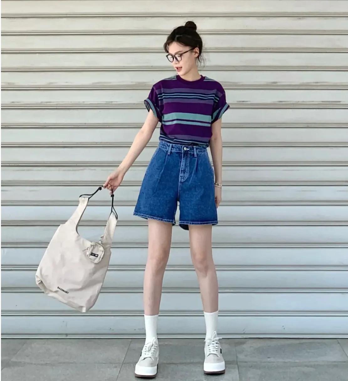 20组牛仔短裤穿搭示范：实穿又百搭好看又好学