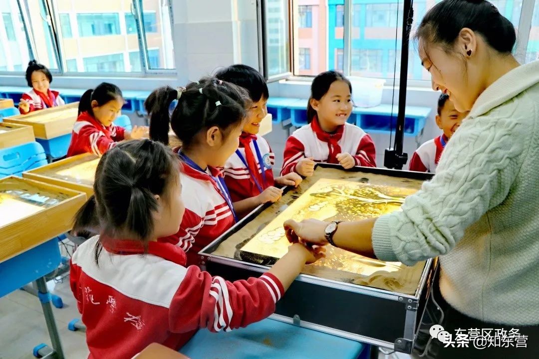 这就是东营区|一撇一捺，写就教育满意之区的育人序章……