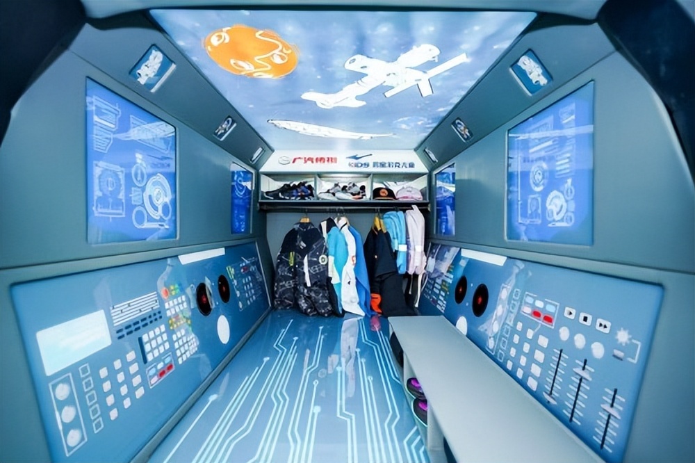 传祺m6pro一体式车顶行李箱,鸿星尔克潮牌联名