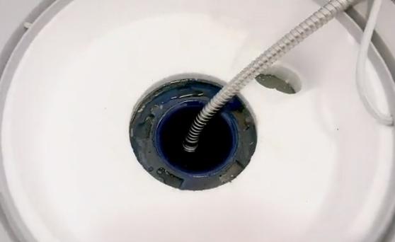 美的新款电热水器清洗,美的电热水器怎么清洗内胆污垢