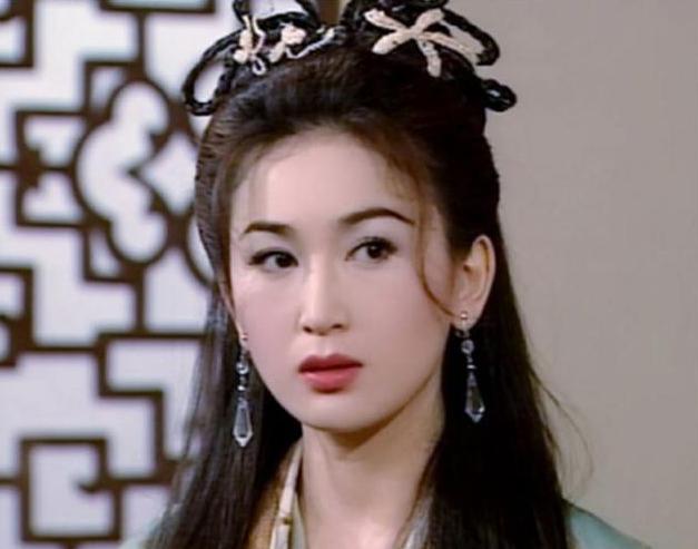 “一丝不挂”还不害臊，娱乐圈为艺术献身的“流氓真相”藏不住了