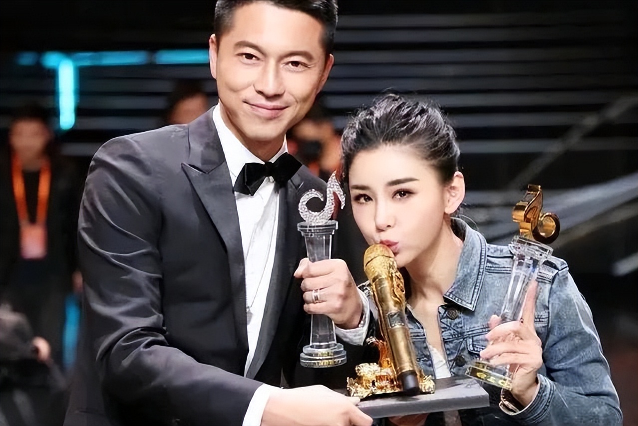 她出道17年零绯闻被称最干净女星,李小萌出道20年从不接吻戏