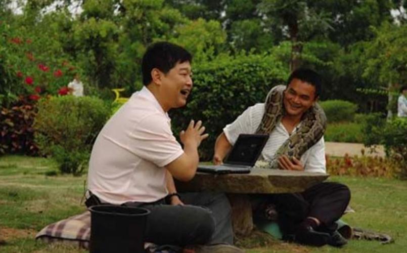 巨蟒报恩当保姆,96年海南巨蟒