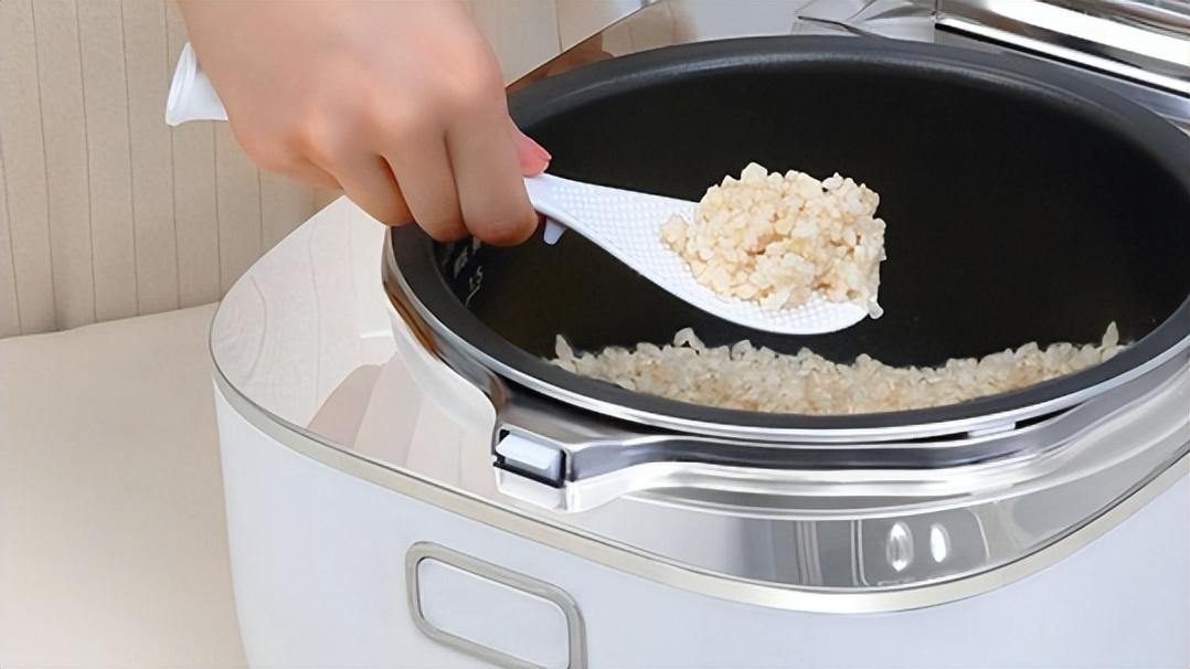 苏泊尔电饭煲哪种好性价比高,苏泊尔电饭煲哪款性价比高实用