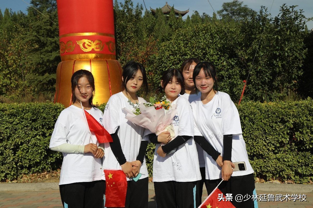 小学武校上过学的真实感受,在武校学武术是什么体验