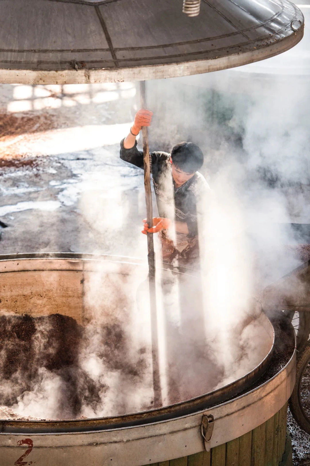 如何看懂中国第一山地省的多彩文化史诗？