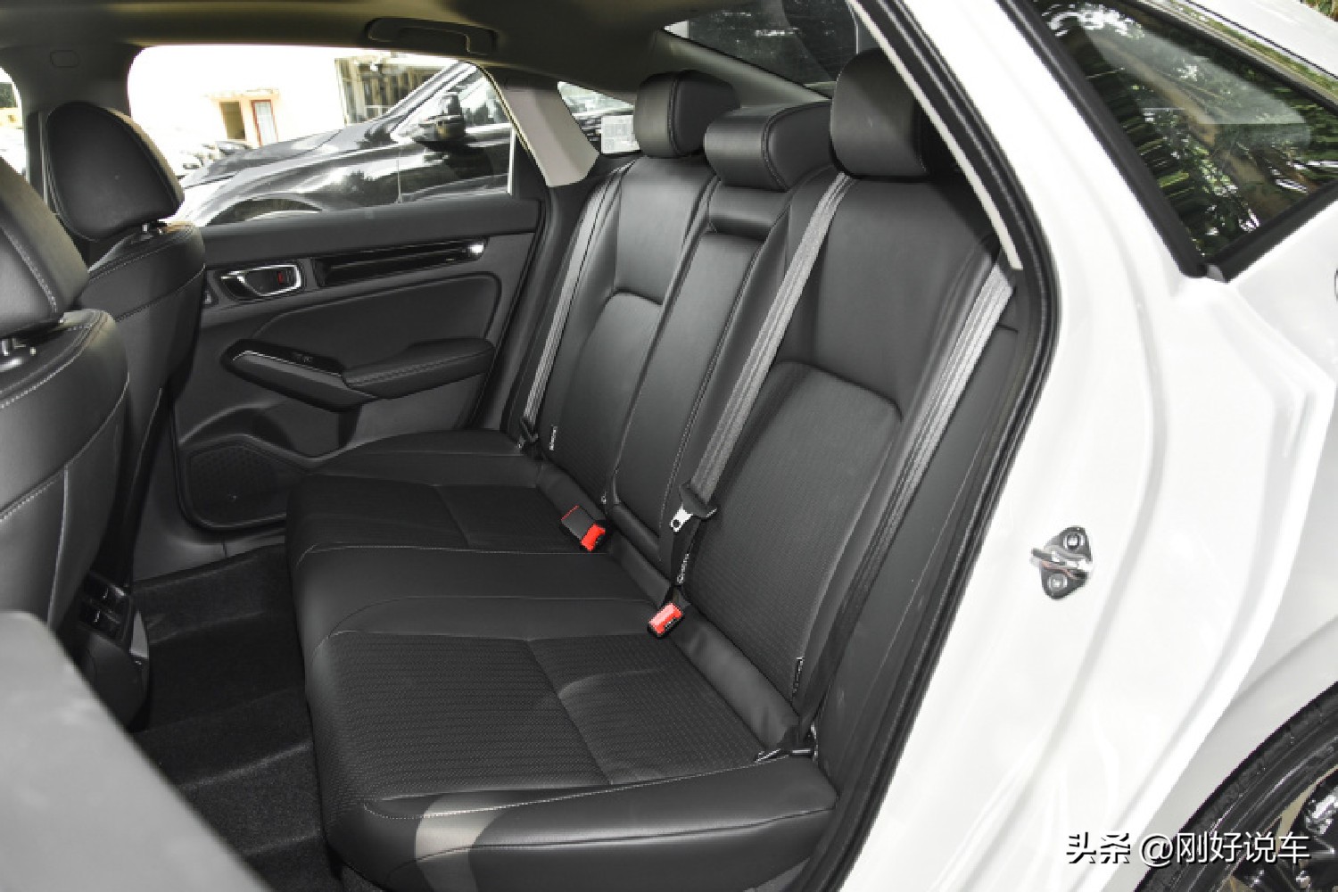 为什么说速腾是a级车里面的标杆,23款新速腾是不是a级车的扛把子