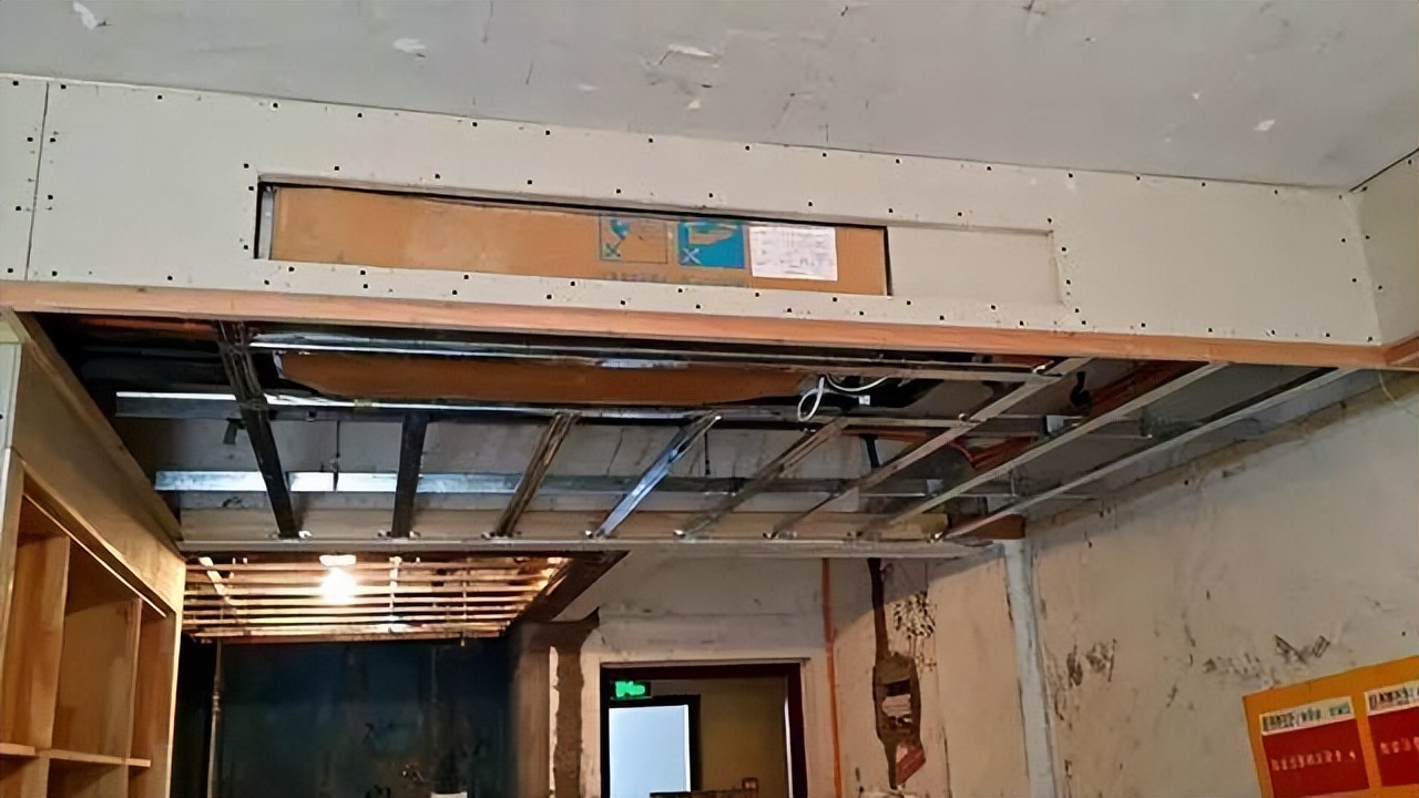 楼上走路声音太大怎么有效提示,半夜楼上走路楼下声音很大怎么办