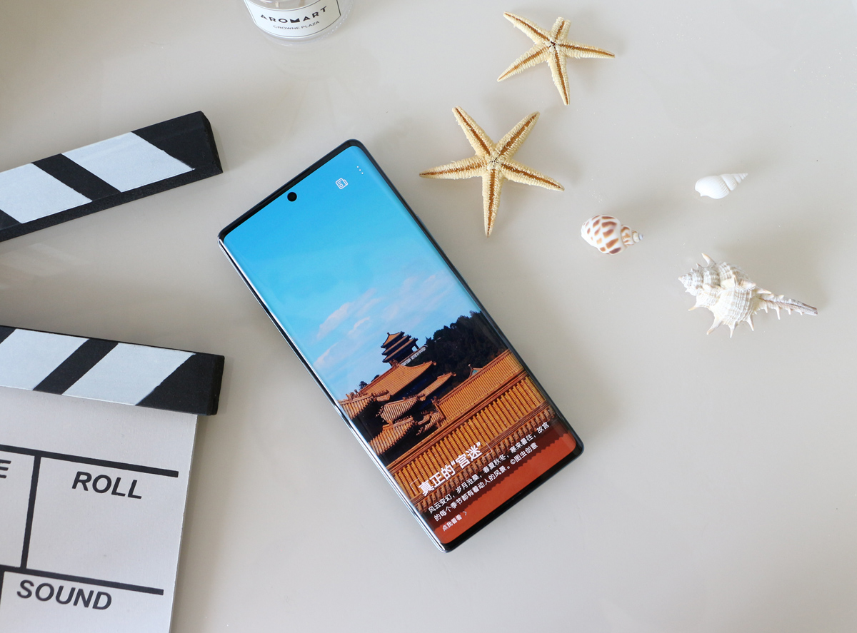 荣耀70评测：颜值才华兼备，旗舰IMX800要你好看，五星好“屏”