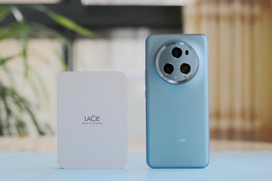 雷孜LaCie新棱镜测评：有颜速度快安全，告别十年前视频被删悲剧
