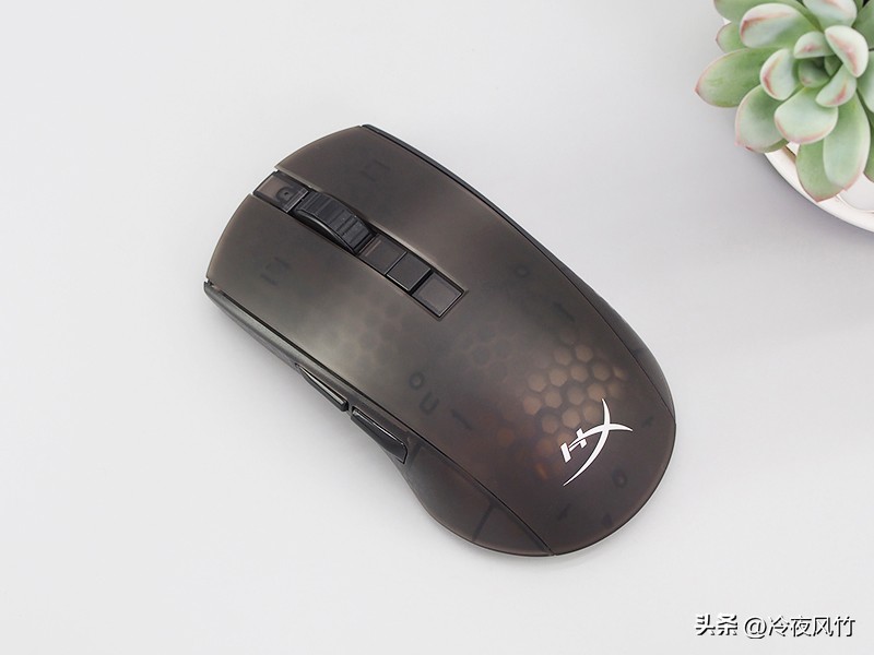 2022公认手感最好的无线游戏鼠标,极度未知旋火鼠标测评