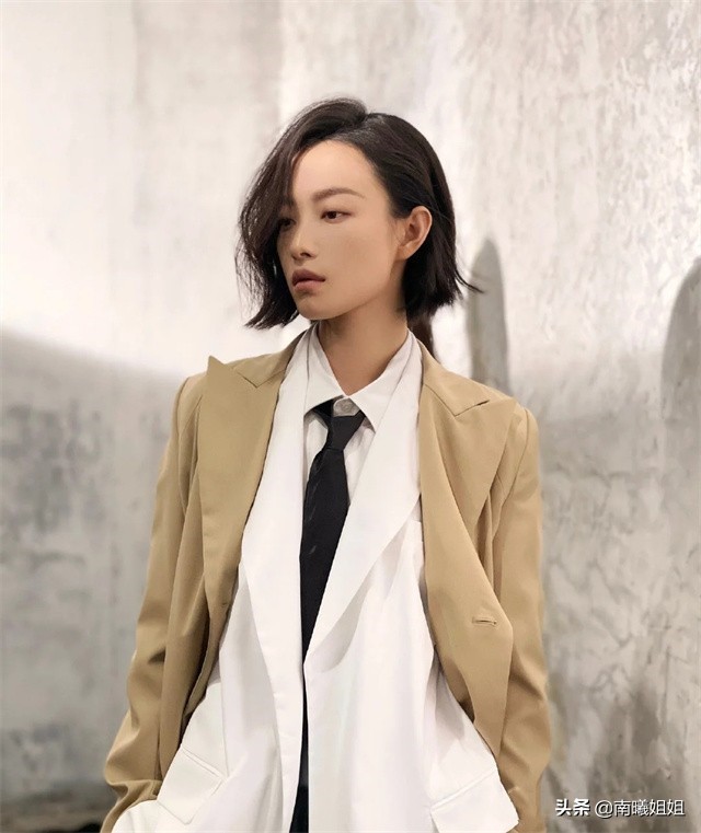 女星剪短发颜值瞬间提升,剪短发靠谱还是靠颜值