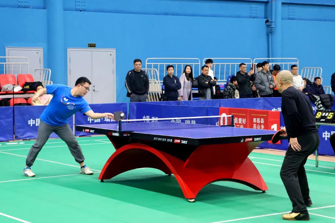 码头镇篮球赛比赛名单,龙马潭区第二届乒乓球联赛开赛