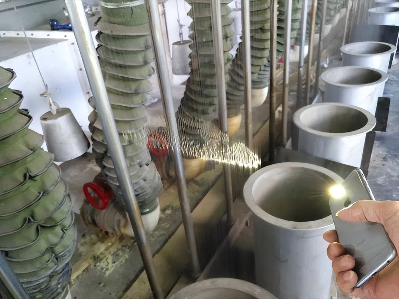 鎭掑埄瀹濈煶澧ㄧ儻琛～,鐭冲ⅷ鐑亽鍒╁疂